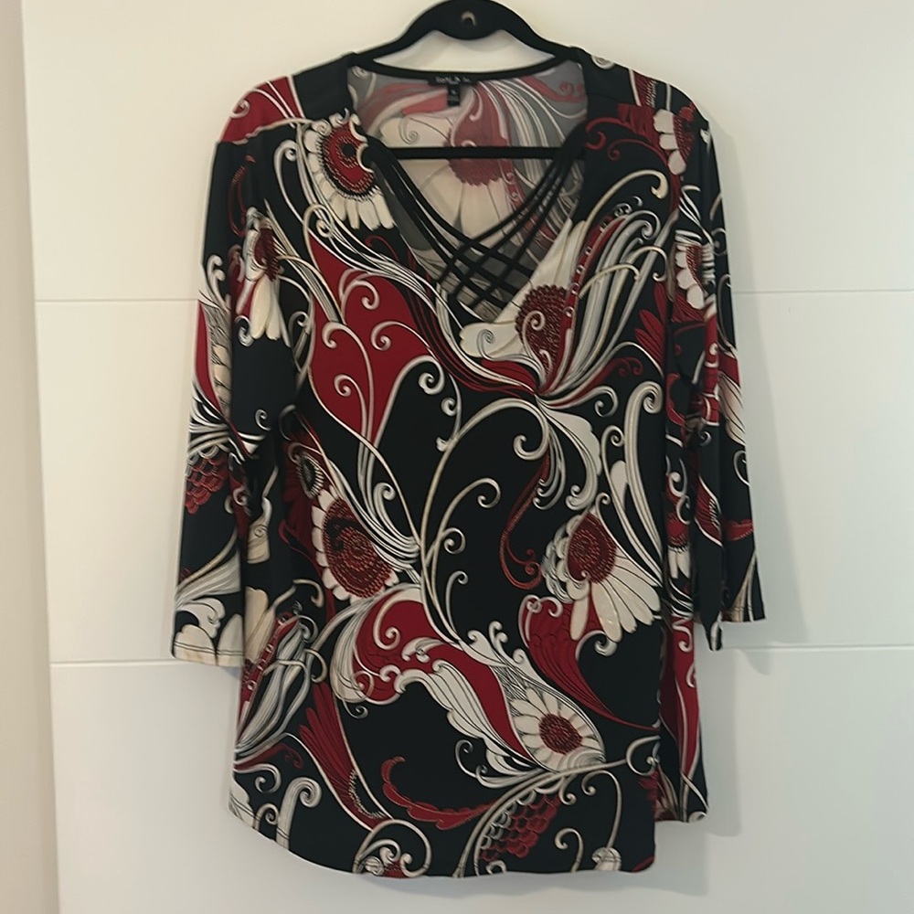 Sami & Jo Tunic Top. Size 1X. Worn once and like new. Smoke free home.
